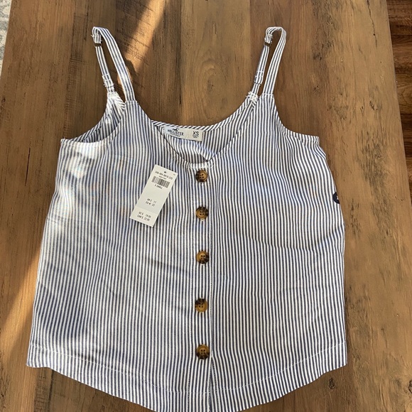 Never worn top from Hollister - Picture 1 of 2